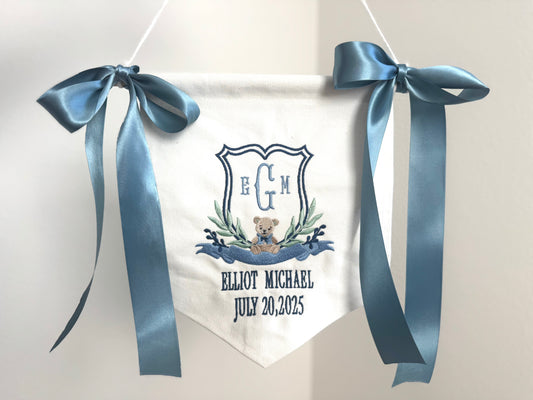 Teddybear Crest Newborn Banner